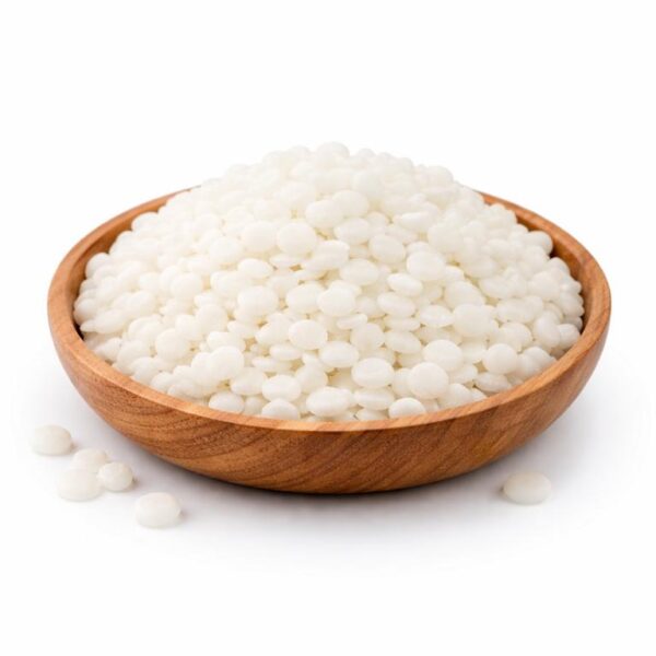 bienewachs weiß in einer holzschale