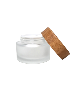 Hochwertiger Glastiegel im 'iced look' mit natürlichem Bambusdeckel und zusätzlicher Abdeckkappe von Nakobe