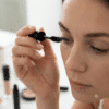mascara auftragen