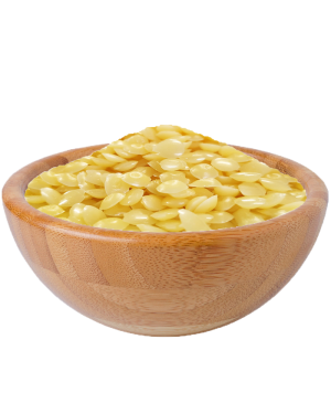 Natürliches, goldenes Reiswachs in einer Schale, präsentiert von Nakobe.